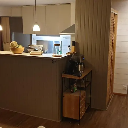 Le Chalet D *